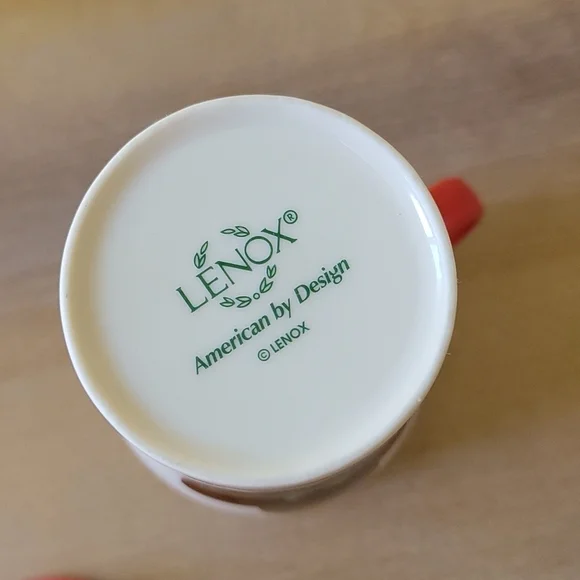 Lenox Heat Changing Travel Mug Gingerbread Man - Picture 9 of 9